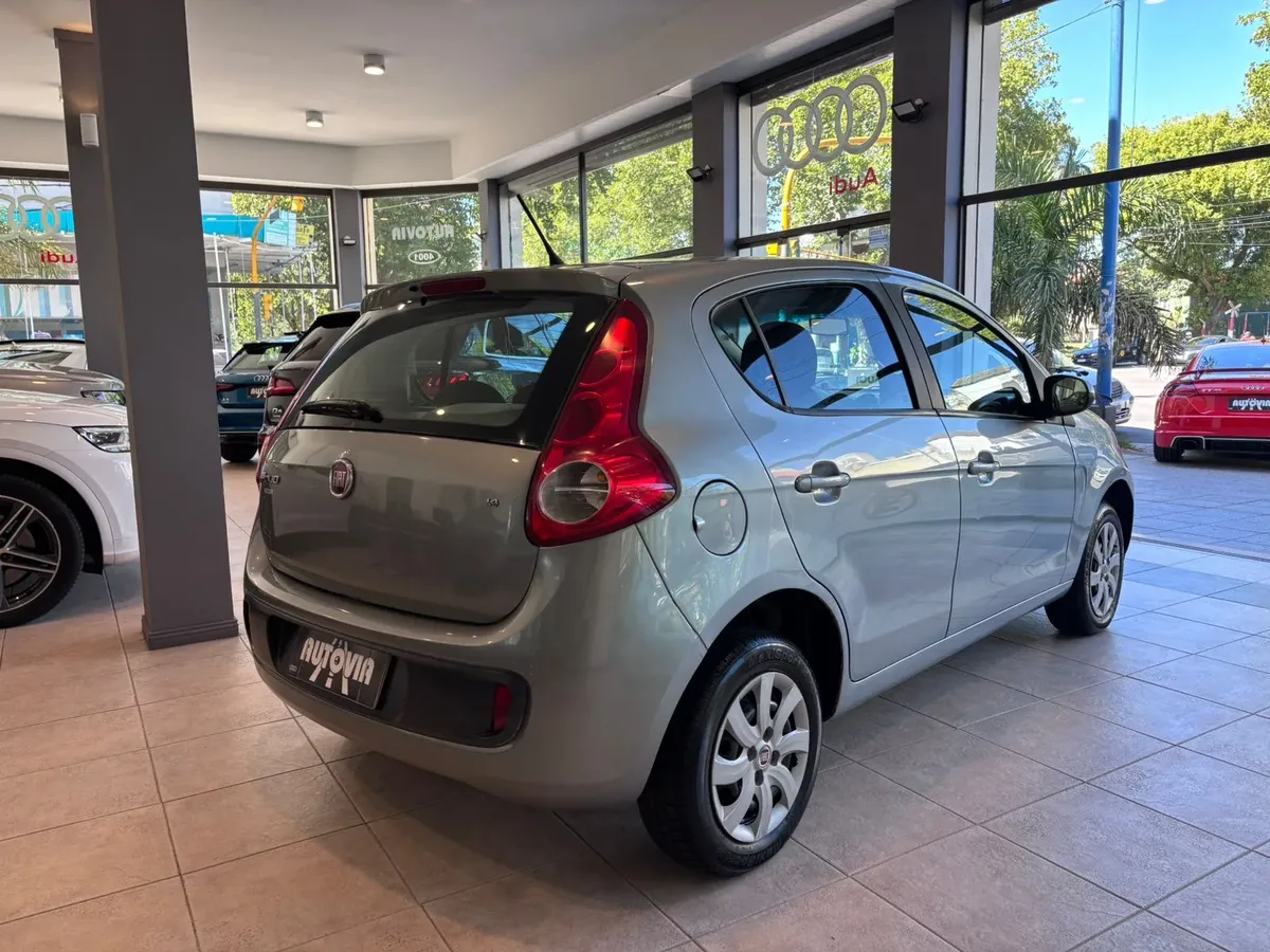 Fiat Palio 1.4 Attractive 85cv558657300438732806