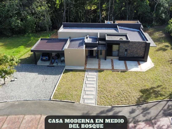 Casa Moderna Rodeada De Naturaleza En Exclusivo Condominio Casa De Campo