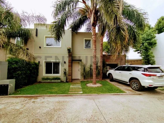 Venta Casa 4 Ambientes, Barrio Cerrado, Parque Leloir