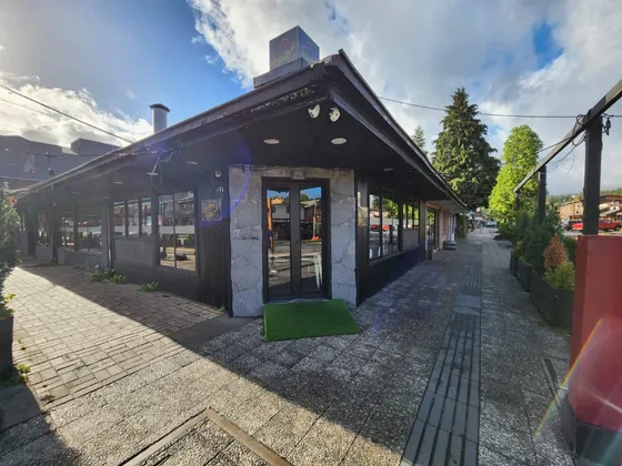 Gran Esquina Comercial En Excelente Sector Pucón
