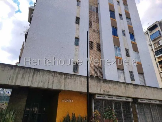 Apartamento En Venta En Los Palos Grandes,  Mls #25-12309