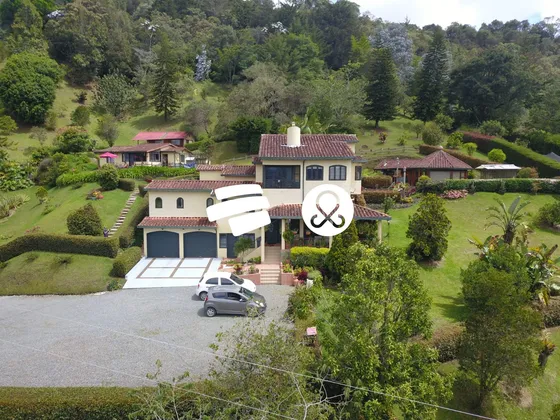 Casa En Conjunto Cerrado En Venta En La Ceja 5 Habitaciones