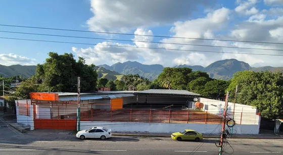 Terreno Comercial Ubicado En Carretera Nacional, San Joaquin, Carabobo Flor Y Gabriel