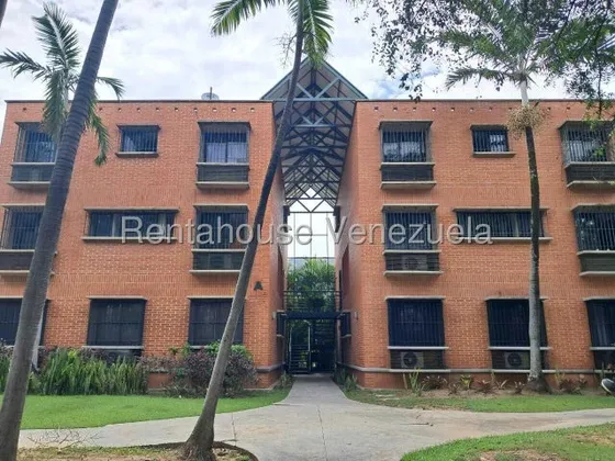 Apartamento Duplex Venta Mañongo Lr Valencia Amplio Con Ubicación Estrategica  Amoblado Y Equipado