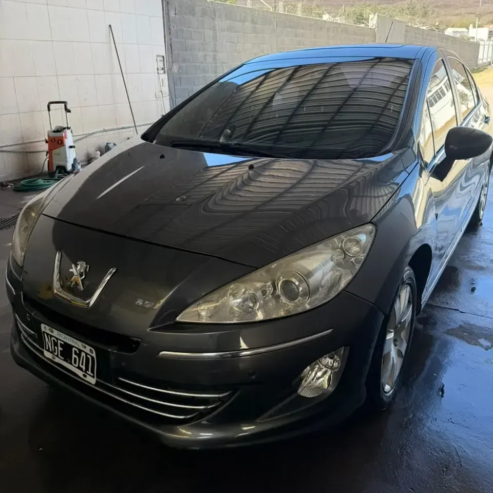 Peugeot 408 1.6 Feline HDi 115cv