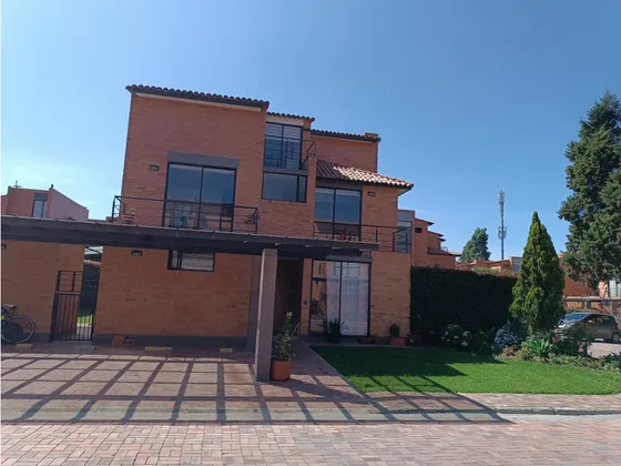 Venta Casa En Chia Hacienda  La Luna