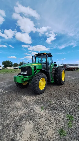 Tractor John Deere Modelo J6190 0 Km. 