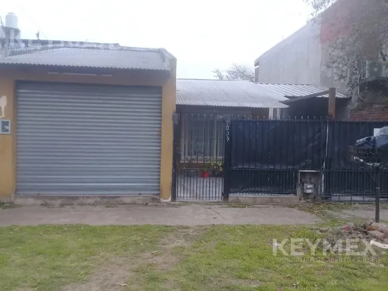Casa En Isidro Casanova La Matanza