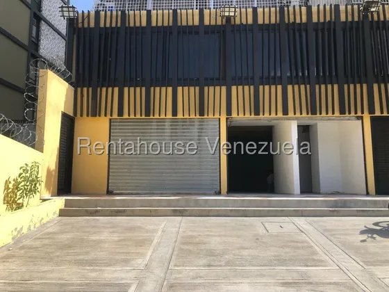 Estupendo Local Comercial En Alquiler Con Inmejorable Ubicación Colinas De Bello Monte. Jose Guerrero. Cod: 25-24311.