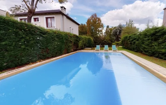 Venta Casa 3 Dormitorios Sobre 3 Lotes En Sector 3 De Banco Provincia