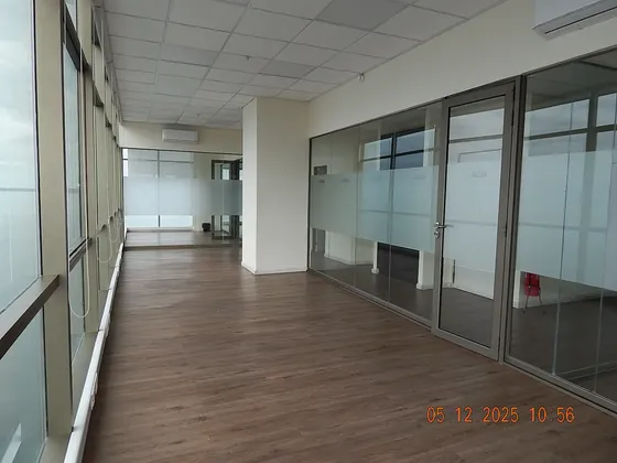 Arriendo Amplia Ofician Edificio Torre Plaza Hermosa Vista