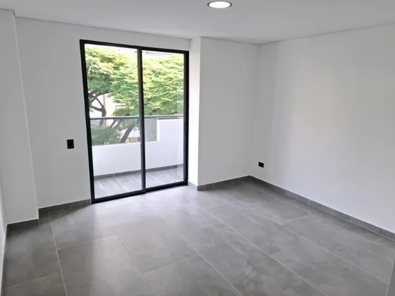  Apartamento En Venta Ubicado En Medellín Sector La Castellana (26642).