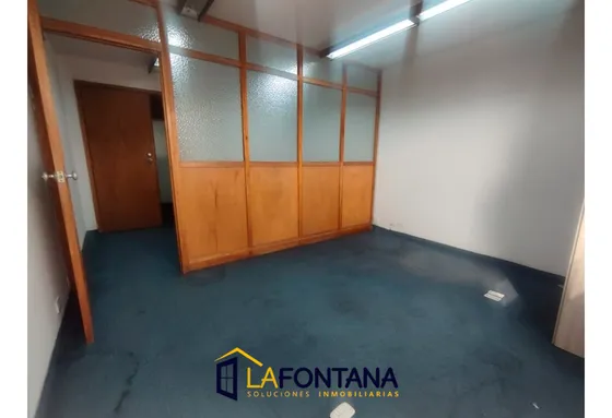 Se Arrienda Oficina En El Centro 