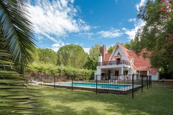 Casa En Exclusivo Country - Polo - Pilar En Golfer´s
