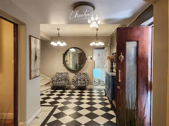 Casa En Venta De 17 Dorm. En Providencia