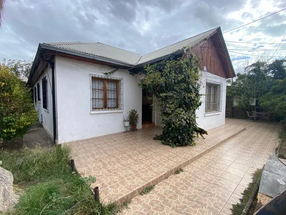 Hermosa Casa Con Gran Patio En La Cisterna
