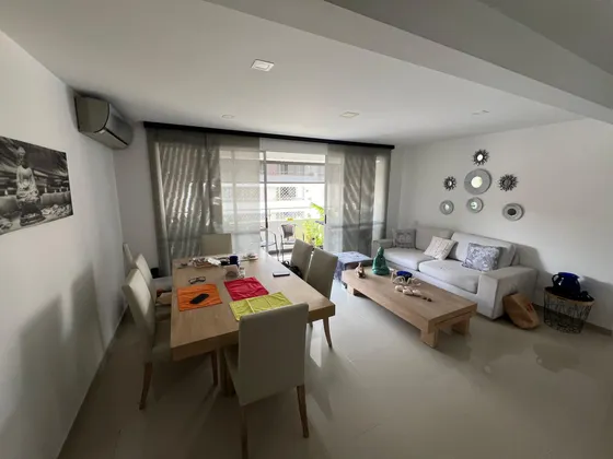 Apartamento En Venta En Urbanización La Flora. Cod V8014571