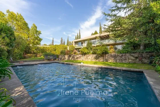 Venta Casa Mediterranea En Condominio Golf De Manquehue