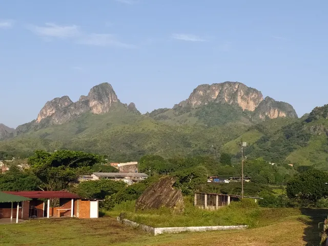 Finca A 10 Min De San Juan De Los Morros Lujosa, Productiva, Discreta. 