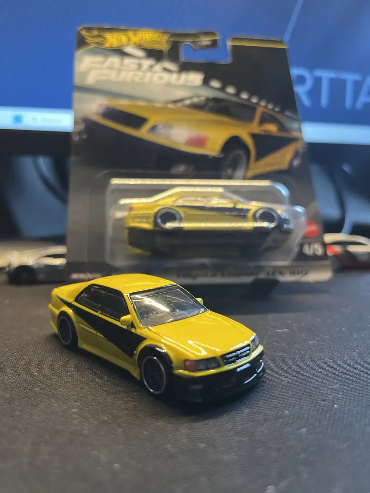 Hot Wheels Premium 2025 Velozes E Furiosos Toyota Chaser Jzx
