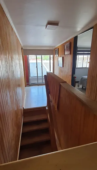 Casa Con Local Comercial Ferretería Consolidada