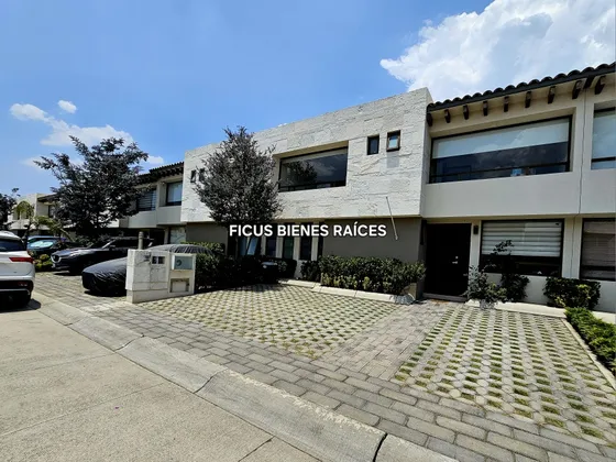 Casa En Venta En Calimaya, Residencial Lomas Virreyes 