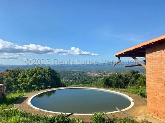 Granja En Venta En Cabudare 24-27178 Yc