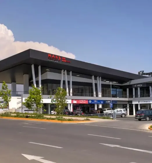 Local Comercial En Strip Center 33 M2, Lo Barnechea