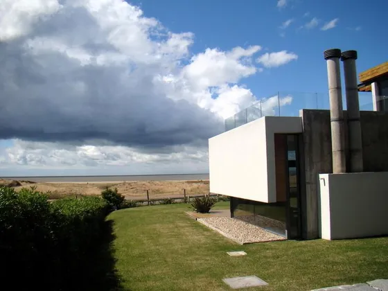 Laguna Blanca Casa En Alquiler Y Venta Tm 52114