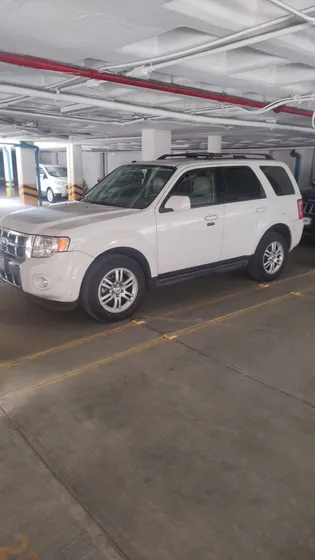Ford Escape 3.0 Limited Plus Mt