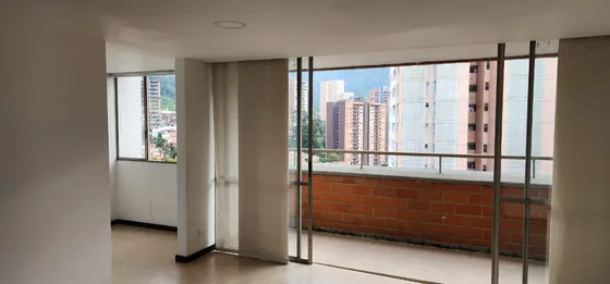 Apartamento En Venta Loma De San José Parte Baja  Sabaneta