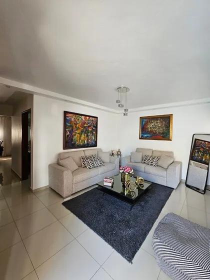 Casa En Venta De 2 Niveles En Prado Oriental.