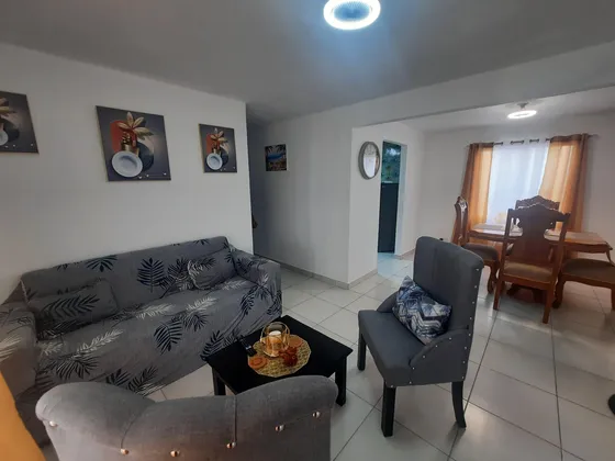 Se Vende Amueblado Apartamento De 3 Habitaciones