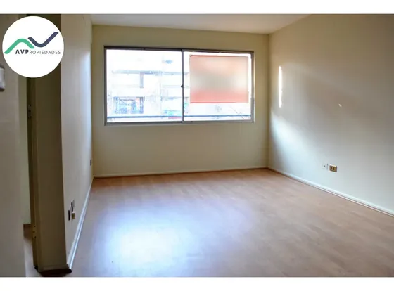 Venta Depto De 2d En Metro La Cisterna (172826)