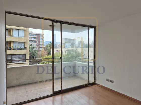 Luminoso Departamento A Pasos De Inés De Suarez