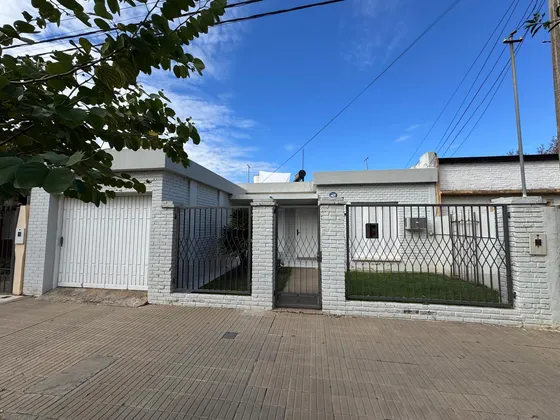 Casa En Barrio Villa Del Parque