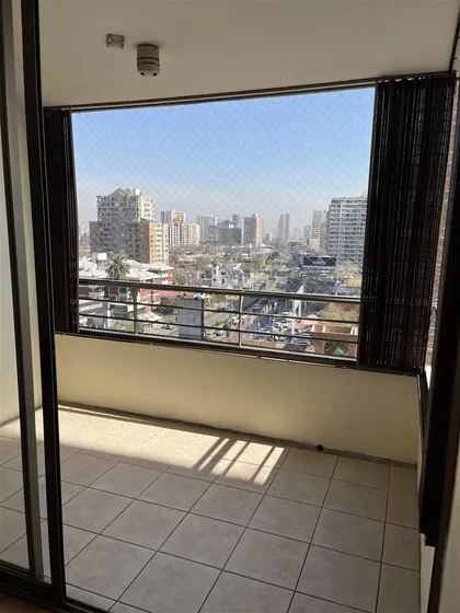 Amplio Departamento En Venta De 2 Dorm. En Ñuñoa