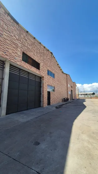 Galpon En Venta  En Urb Industrial Las Caracaritas Zona Industrial Los Guayos Conjunto Industrial Los Roques Los Guayos Valencia Carabobo