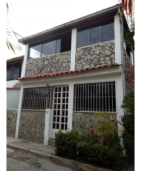 Casa En Venta Villas Del Camino. Guatire