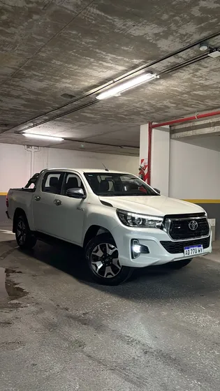Toyota Hilux Pick-up 2.8 Cd Srx 177cv 4x4 At