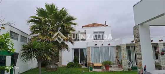 Casa En Venta De 4 Dorm. En La Serena