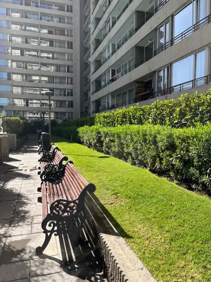 Departamento 3 Dormitorios Y 2 Baños Seminuevo