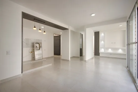 Cali, Vendo Apartamento Primer Piso Vegas De Comfandi