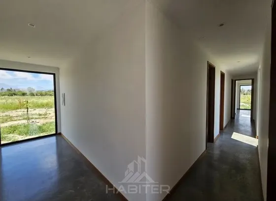 Casa En Venta De 3 Dorm. En Camino Los Queñes (39539)