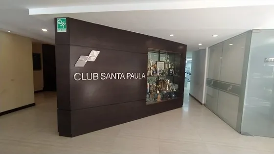 Club Santa Paula.