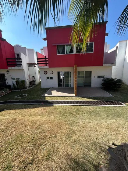 Casa En Venta En Atlatlahucan Morelos 