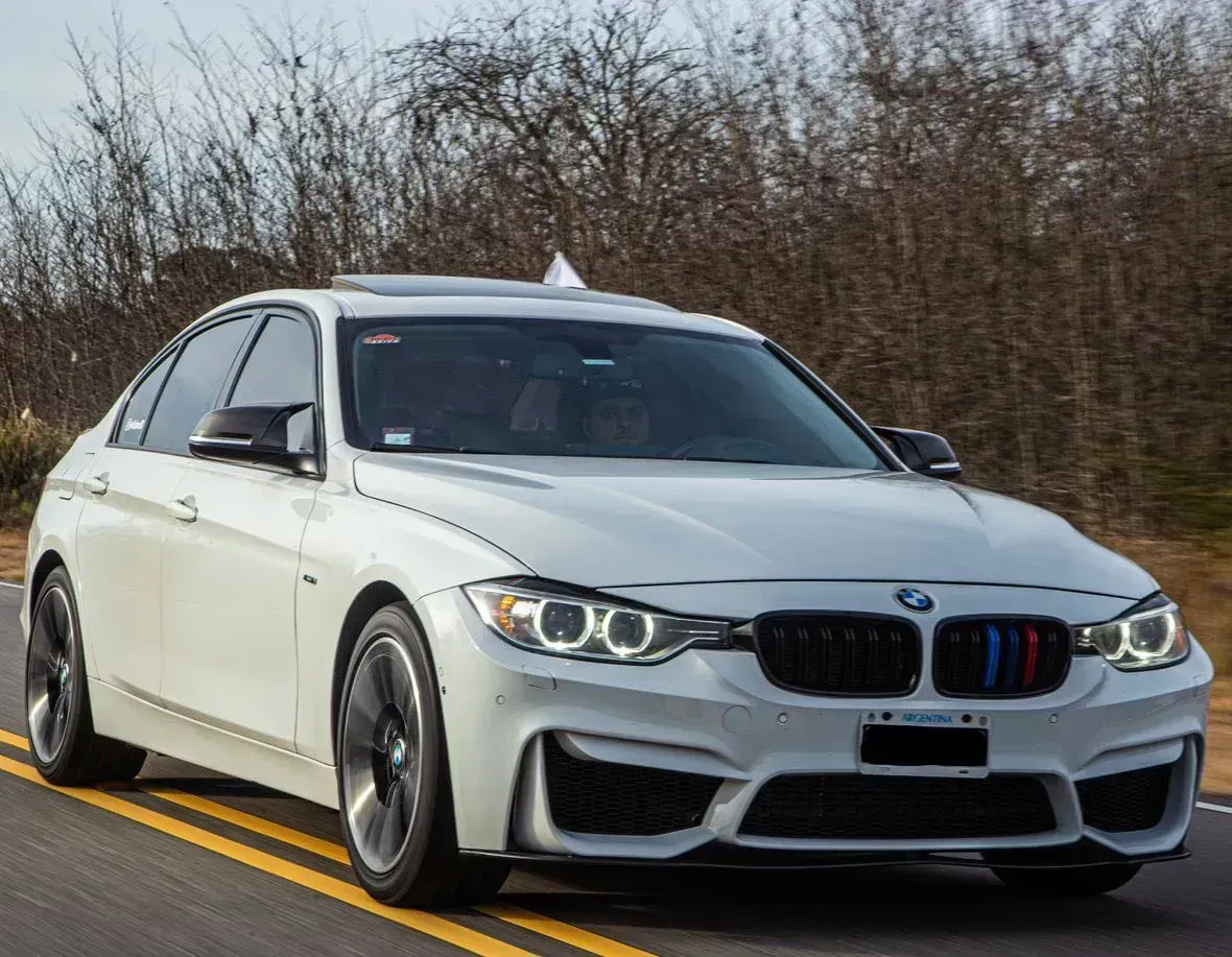 BMW Serie 3 2.0 328i Sedán Sport 245cv