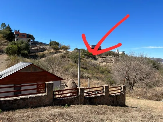 Vendo O Permuto Por Vehículo Lote En Esquina Villa Carlos Paz. Zona Residencial. Próximo A Rio Los Chorrillos.