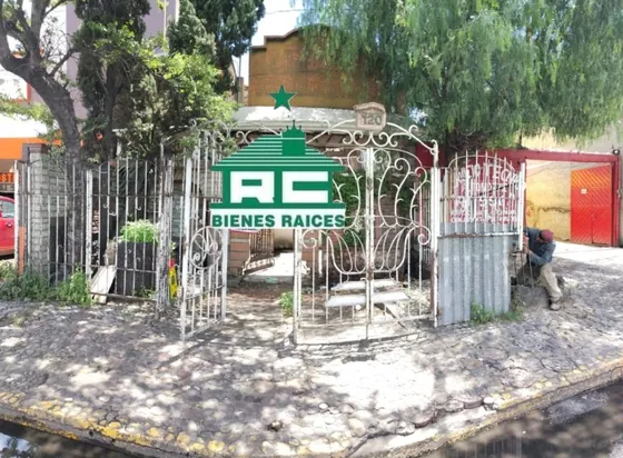 Terreno En Venta En Avenida Carlos Hank González Valle De Aragón 3era. Sección