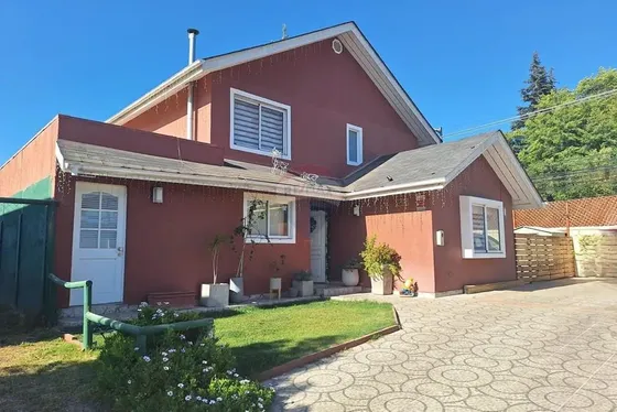 Casa En Condominio Con Piscina Y Quincho